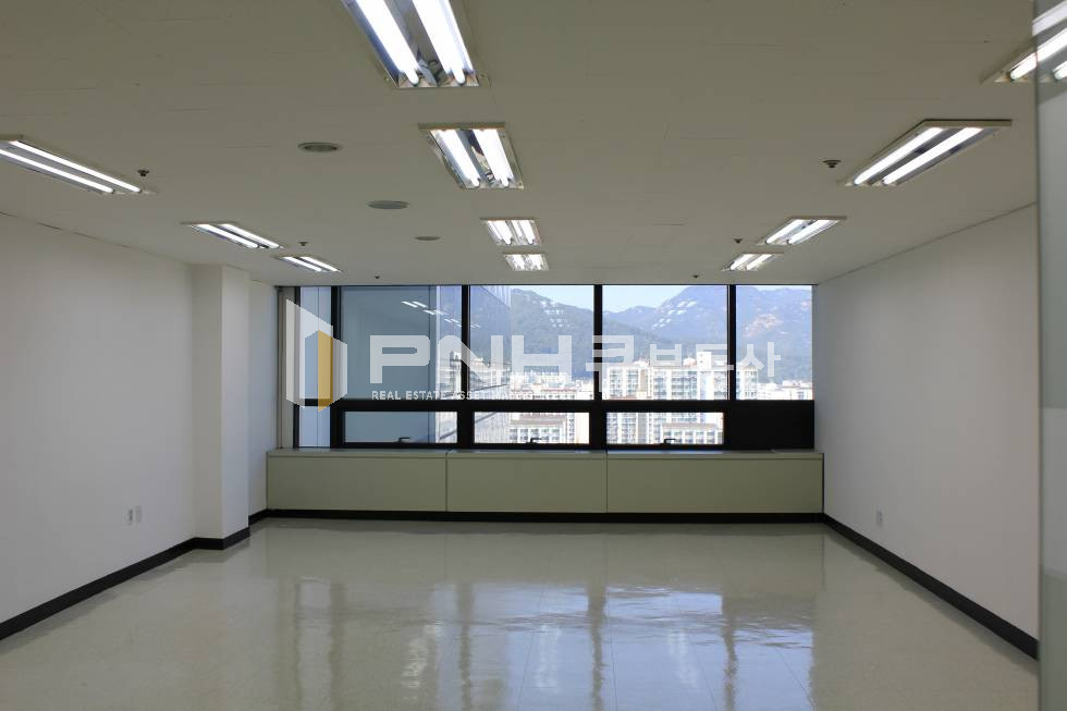 경기 안양동안구 비산동 임대료 저렴하고 깔끔한 범계역사무실 ,전용 19 월세 매물번호 10558 사진 3