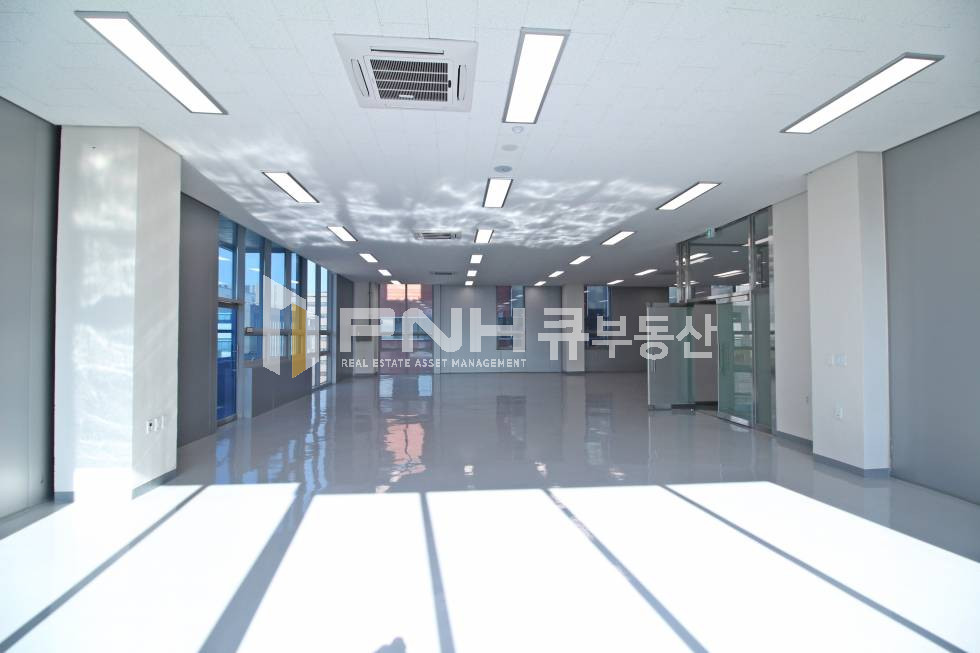 경기 안양동안구 관양동 평촌스마트스퀘어 대형사옥 내 사무실 전용110평 임대 월세 매물번호 10564 사진 6