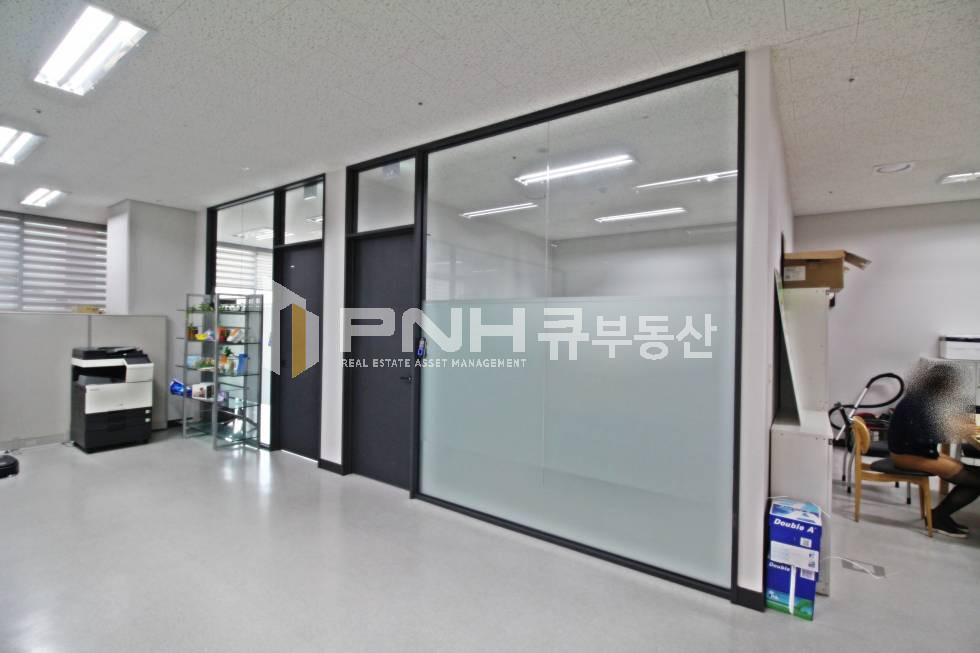 경기 안양동안구 관양동 평촌하이필드 전용 발코니확장 약50평 인테리어 룸3 탕비실 풀인테리어 사무실 월세 매물번호 10569 사진 7