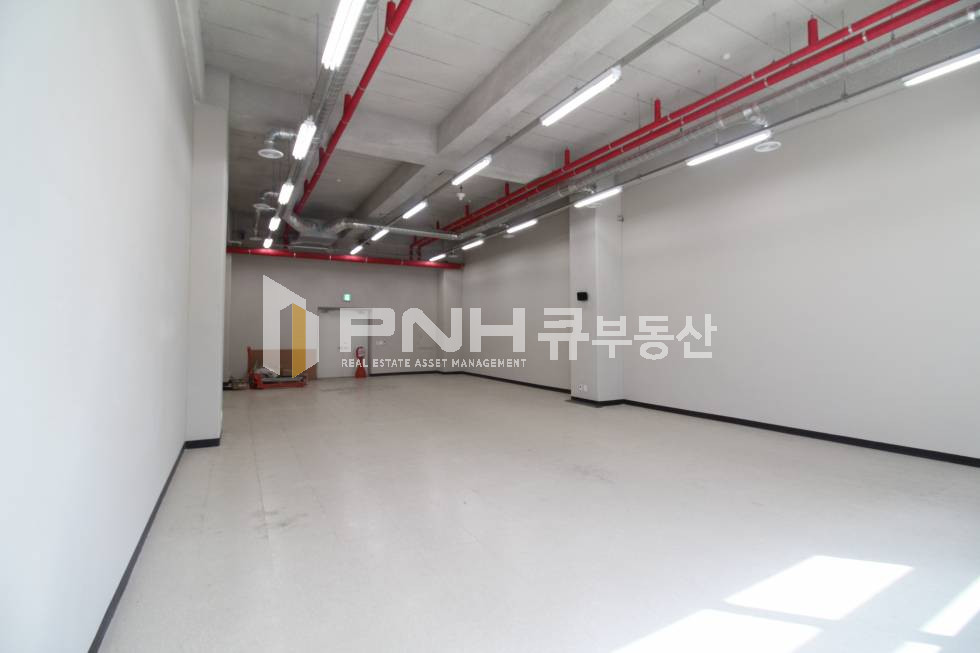 경기 안양동안구 관양동 평촌디지털엠파이어 2층 공장 또는 사무실 등 복층설비 가능한 공간 월세 매물번호 10550 사진 5