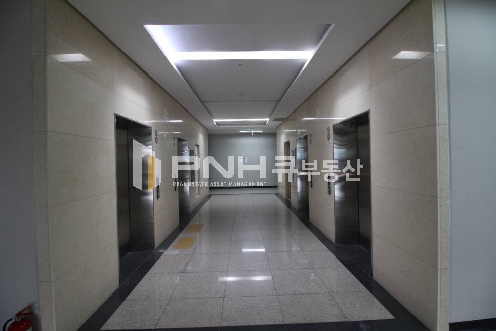 경기 안양동안구 관양동 평촌디지털엠파이어 2층 공장 또는 사무실 등 복층설비 가능한 공간 월세 매물번호 10550 사진 8