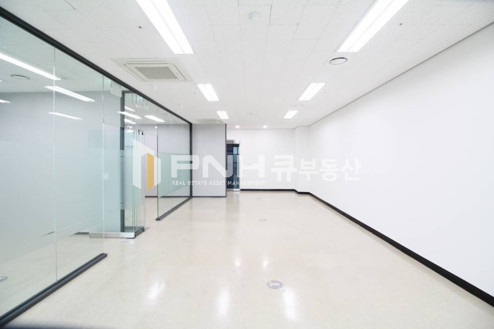 경기 안양동안구 관양동 오비즈타워 인테리어 룸2개 깔끔한 구조 사무실 추천 월세 매물번호 10524 사진 5