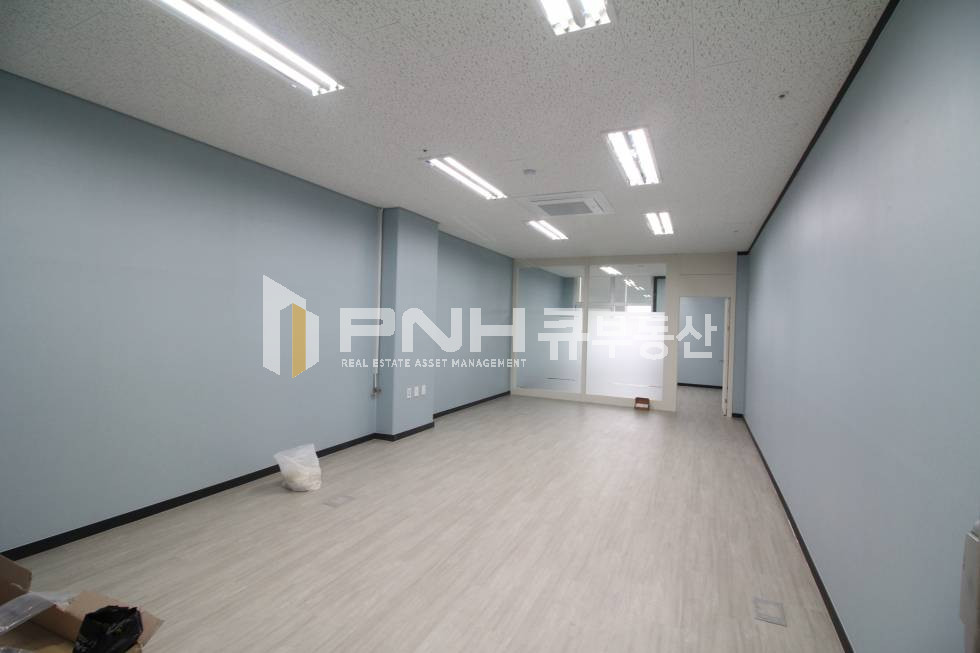 경기 의왕시 포일동 인덕원IT밸리 풀인테리어 전용19평 룸1 베란다 갖춘 사무실 월세 매물번호 10503 사진 3