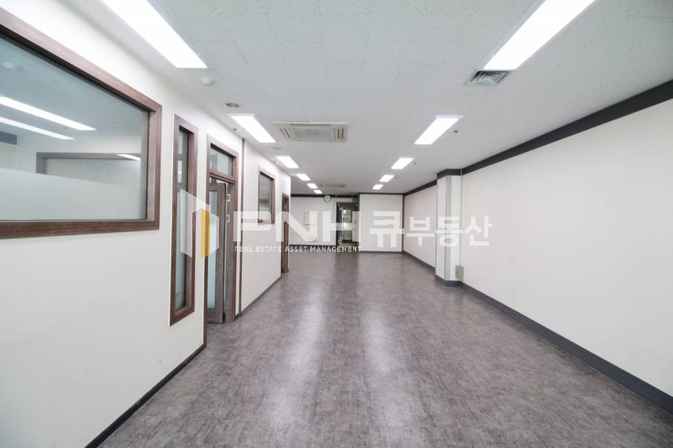 경기 안양동안구 평촌동 평촌두산벤처다임 전용40평 룸2 베란다 공간 갖춘 넓은사무실임대 월세 매물번호 10499 사진 5