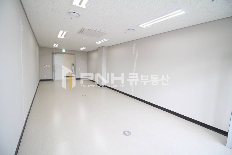 경기 안양동안구 관양동 평촌디지털엠파이어 전용13평 신축사무실 월세 매물번호 10289 사진 5