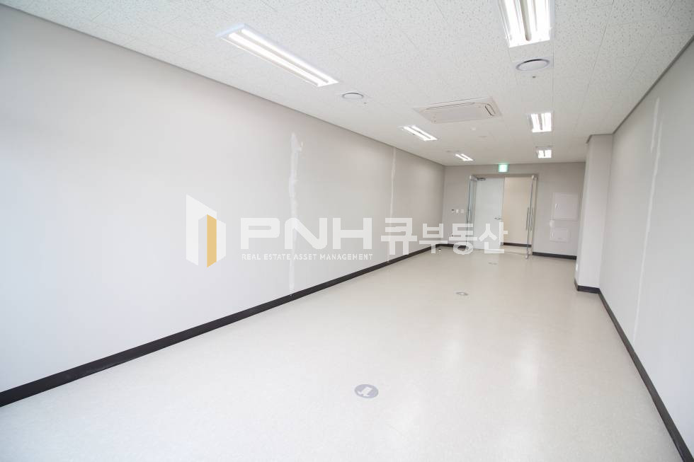 경기 안양동안구 관양동 평촌디지털엠파이어 전용13평 신축사무실 월세 매물번호 10289 사진 7