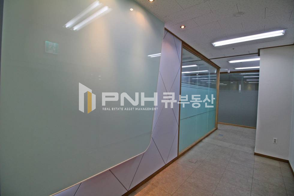경기 안양동안구 관양동 전용75평 룸3 바로입주 가능한 사무실 월세 매물번호 10297 사진 2