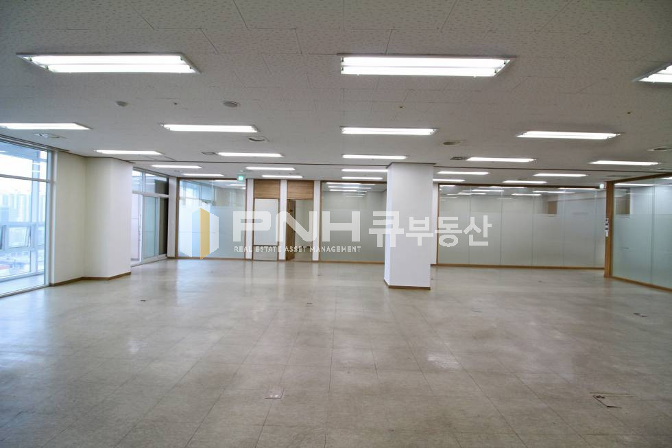 경기 안양동안구 관양동 전용75평 룸3 바로입주 가능한 사무실 월세 매물번호 10297 사진 6