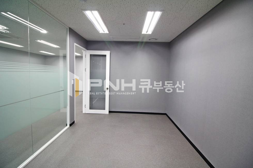 경기 의왕시 초평동 에이스청계타워 전용28평 인테리어룸2 월세 매물번호 10321 사진 7