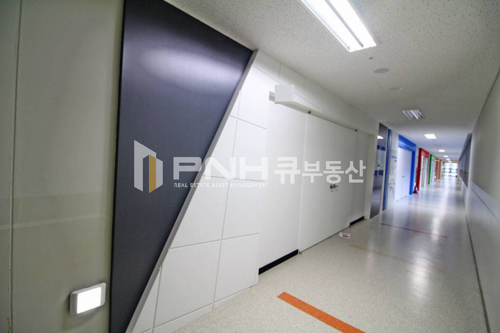 경기 의왕시 초평동 에이스청계타워 전용28평 인테리어룸2 월세 매물번호 10321 사진 12