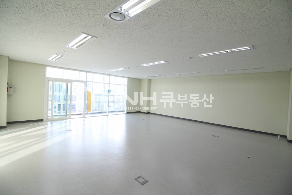 경기 안양동안구 관양동 평촌하이필드 23평 중소형 추천사무실 월세 매물번호 10365 사진 2