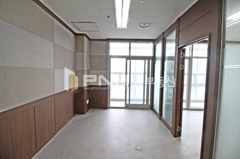 경기 안양동안구 평촌동 전용40평 인테리어룸3 추천사무실 월세 매물번호 10382 사진 7