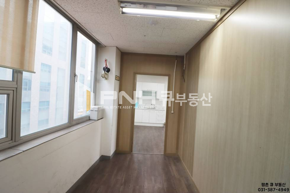 경기 안양동안구 관양동 평촌초역세권 소형사무실 전용 18평 월세 매물번호 10598 사진 8