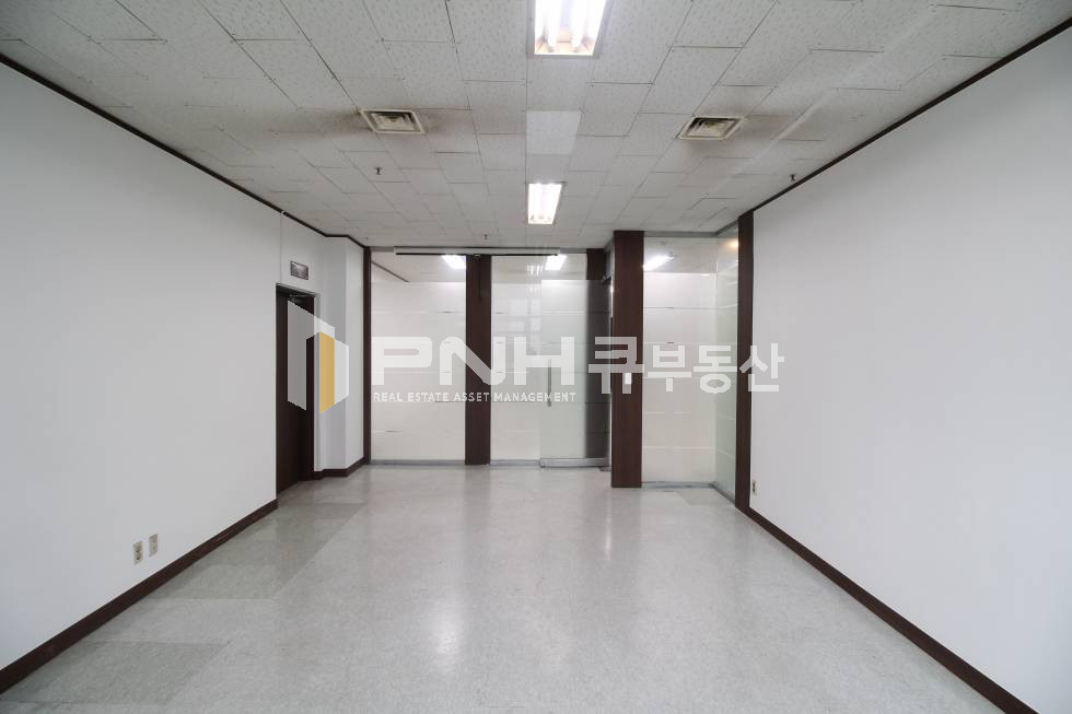 경기 안양동안구 관양동 인덕원역 지식산업센터 전용84평 룸3개 대형평수 저렴한 사무실 임대 월세 매물번호 10603 사진 6