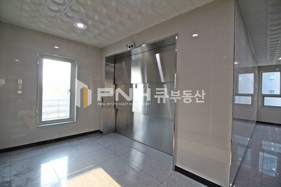 경기 군포시 당정동 군포역 전용180평 한층 전체 사무실,연구소,공장 사용 추천 임대 월세 매물번호 10606 사진 3