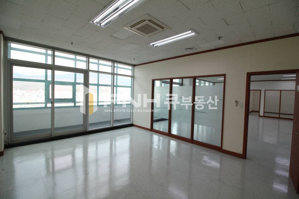 경기 안양동안구 관양동 인덕원역 지식산업센터 전용 약120평 룸6 대형평수 사무실임대 월세 매물번호 10627 사진 7