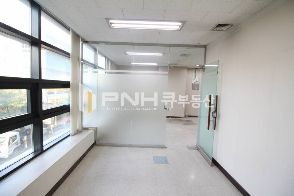 경기 안양동안구 관양동 평촌역 역세권 룸2 인테리어 A급 사무실 월세 매물번호 10361 사진 5