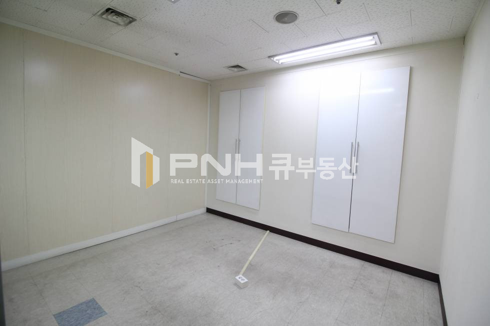 경기 안양동안구 관양동 평촌역 역세권 룸2 인테리어 A급 사무실 월세 매물번호 10361 사진 6