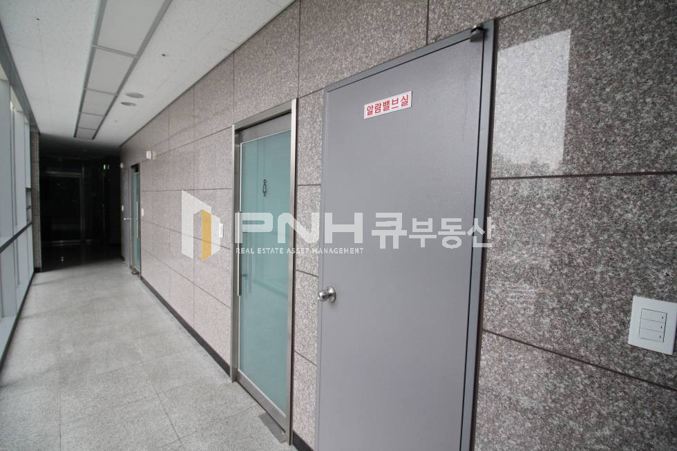경기 안양동안구 관양동 평촌역 역세권 노출성 좋은 전용98평 상가 또는 매장 추천임대 월세 매물번호 10633 사진 9