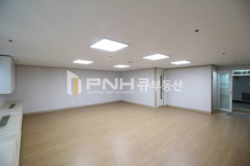 경기 안양동안구 관양동 인덕원역 도보1분 전용22평 초역세권 사무실 임대 월세 매물번호 10637 사진 3