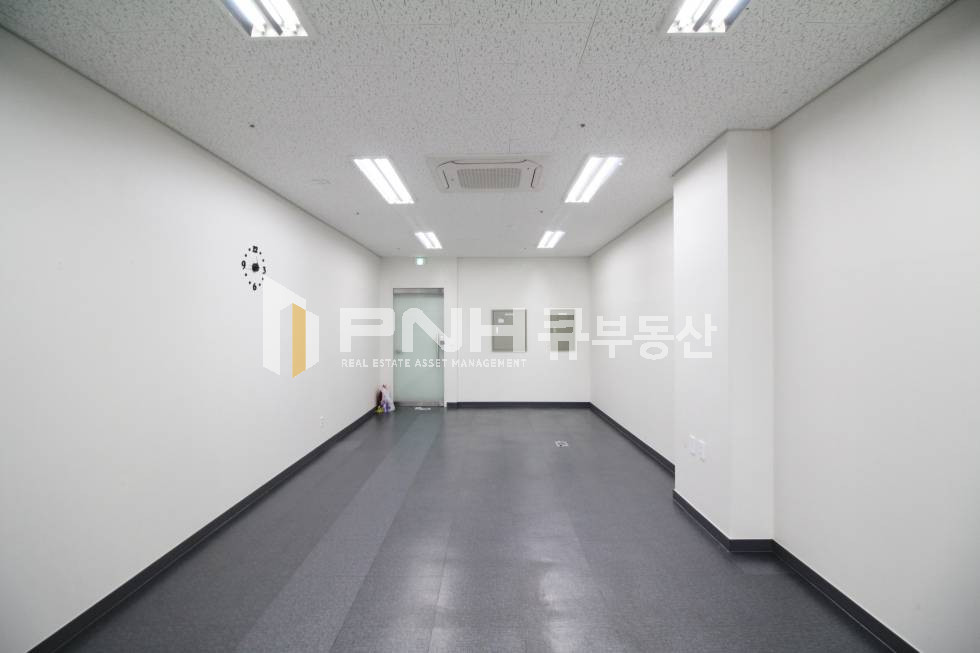 경기 의왕시 포일동 인덕원역 인근 전용17평 룸1, 냉난방기, 베란다 풀인테리어 사무실임대 월세 매물번호 10639 사진 5