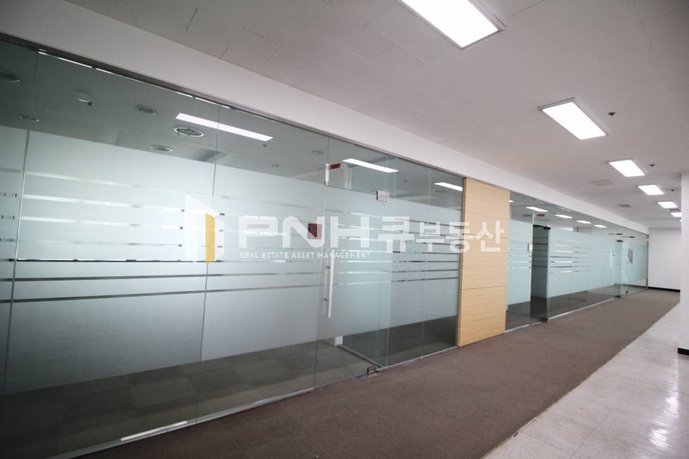 경기 군포시 산본동 금정역 초역세권 전용426평 10개이상 인테리어룸 또는 원상복구 가능 화물승강기4톤 월세 매물번호 10643 사진 5