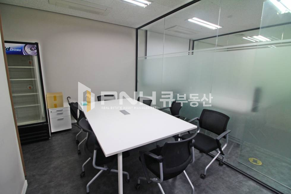 경기 안양동안구 관양동 인테리어 A급 전용58평 룸4 고급형 사무실 월세 매물번호 10367 사진 3