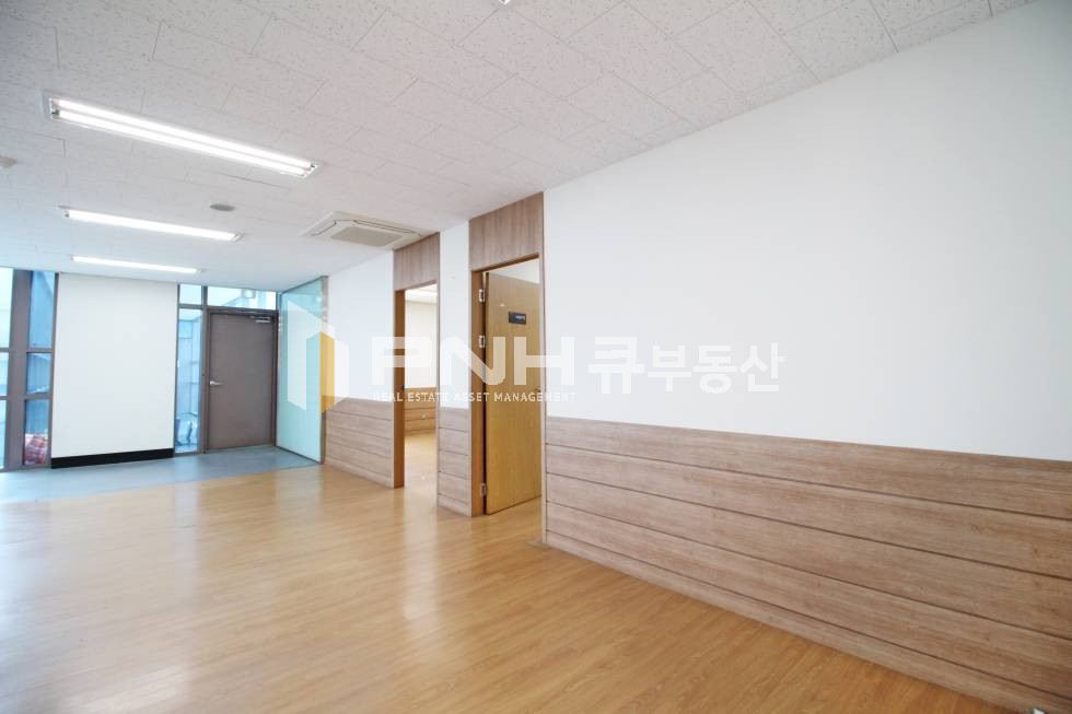 경기 안양동안구 관양동 동편마을 신축급 전용83평 인테리어 룸3 냉난방기 시설 최고의 사무실 임대 월세 매물번호 10654 사진 7
