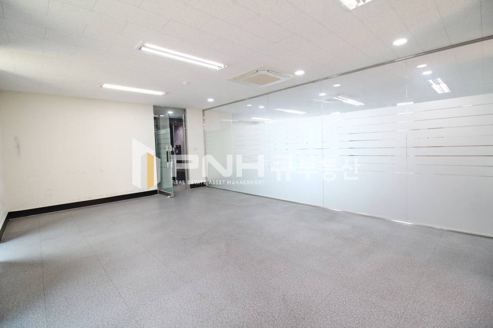 경기 안양동안구 관양동 동편마을 신축급 전용83평 인테리어 룸3 냉난방기 시설 최고의 사무실 임대 월세 매물번호 10654 사진 14