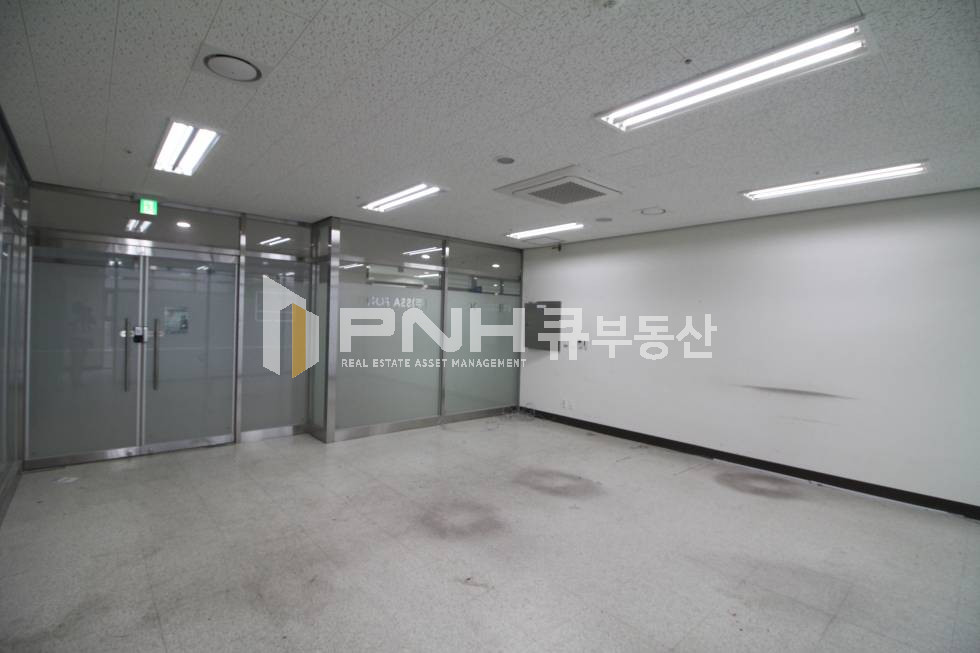 경기 안양동안구 관양동 평촌역 초역세권 전용16평 룸1개 갖춘 깔끔한 사무실 추천 임대 월세 매물번호 10660 사진 7