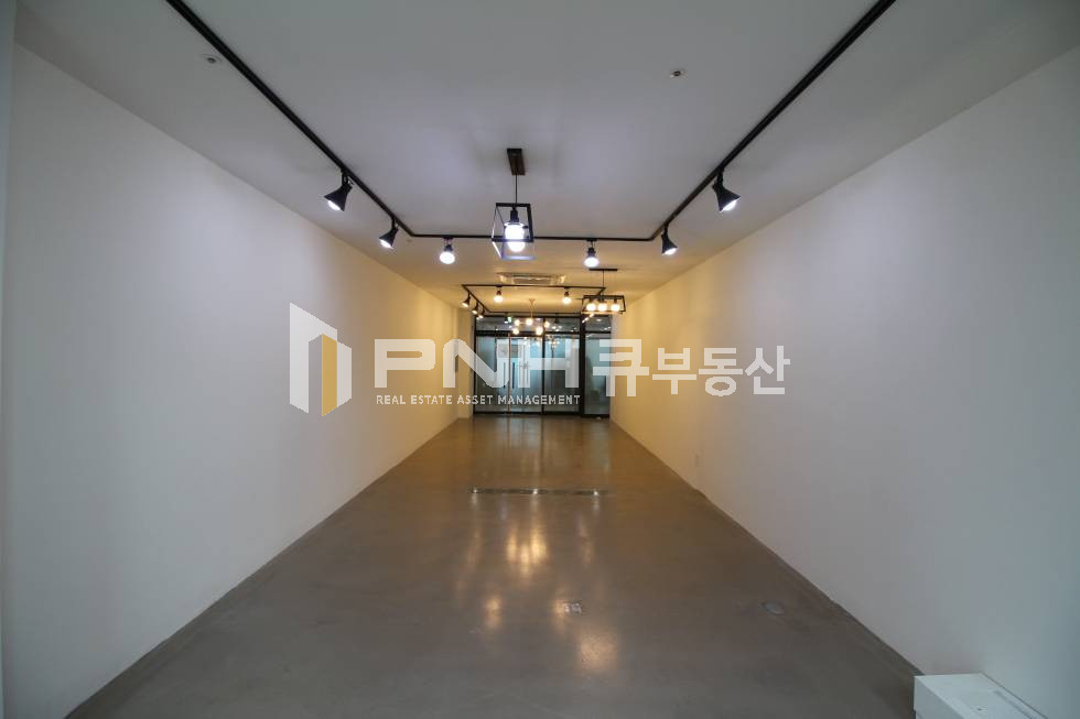 경기 안양동안구 관양동 평촌역 초역세권 전용17평 간판 설치 가능한 신축급 사무실 임대 월세 매물번호 10663 사진 4