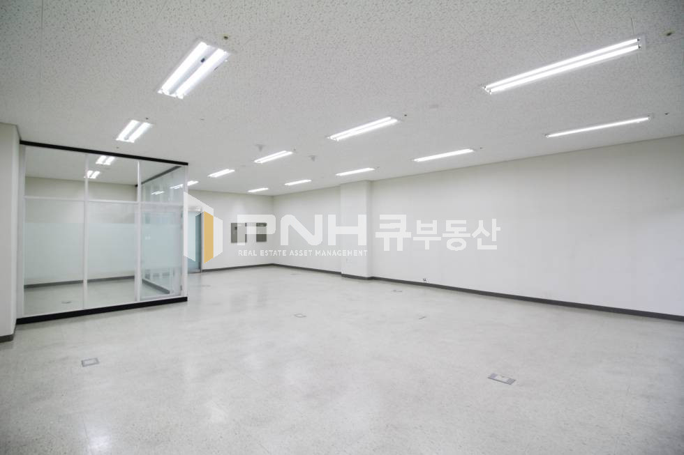 경기 의왕시 포일동 인덕원역 인근 전용32p 인테리어 룸1 개 갖춘 가성비 좋은 사무실 추천 월세 매물번호 10665 사진 5