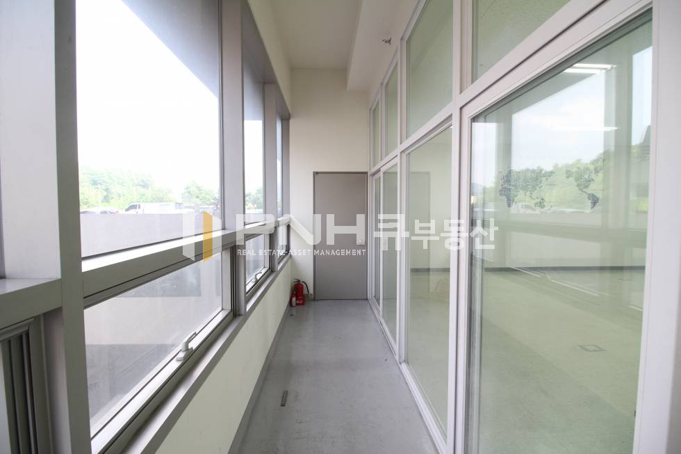 경기 의왕시 포일동 인덕원역 인근 전용32p 인테리어 룸1 개 갖춘 가성비 좋은 사무실 추천 월세 매물번호 10665 사진 6