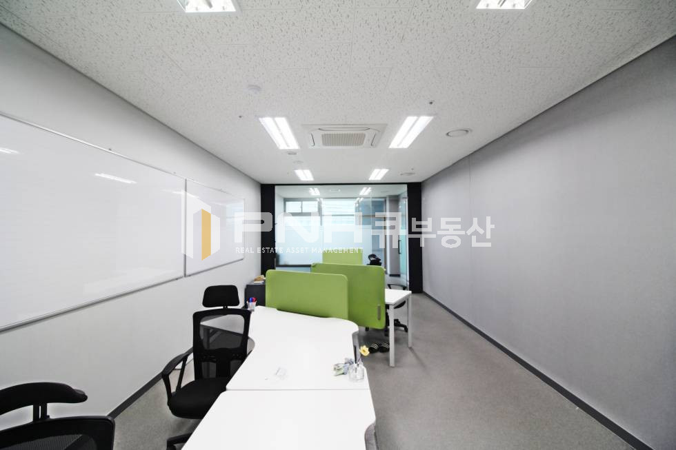 경기 의왕시 포일동 인덕원 인근 인테리어 룸1 전용14평 풀인테리어 사무실 임대 월세 매물번호 10669 사진 3