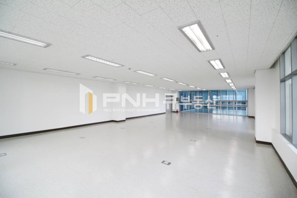 경기 군포시 산본동 금정역 초역세권 전용37평 전망좋고 내부 깔끔한 가성비 좋은 사무실임대 월세 매물번호 10670 사진 4