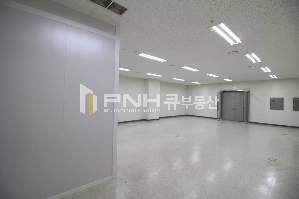 경기 의왕시 포일동 인덕원역 인근 전용32p 인테리어 룸1 개 갖춘 가성비 좋은 사무실 추천 월세 매물번호 10666 사진 4